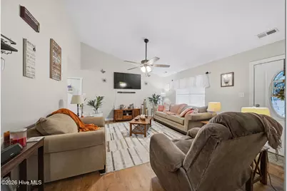 204 Palamino Trail, Jacksonville, NC 28546 - Photo 8