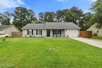 204 Palamino Trail, Jacksonville, NC 28546 - Photo 2