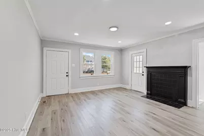 512 E Chestnut Street, Goldsboro, NC 27530 - Photo 6