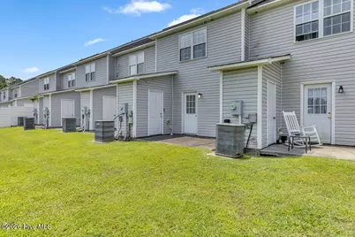 208 Bridgewood Drive, Jacksonville, NC 28546 - Photo 18