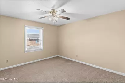 117 S Thomas Street, Beulaville, NC 28518 - Photo 34