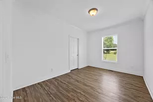 143 Island Creek Rd, Rose Hill, NC 28458 - Photo 18