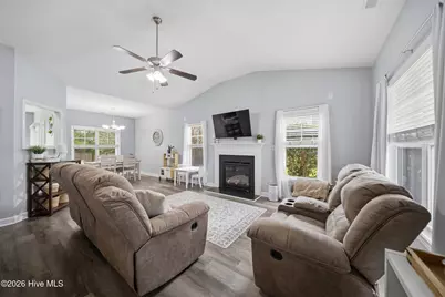 411 Wynbrookee Lane, Jacksonville, NC 28546 - Photo 8
