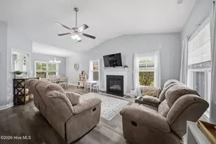 411 Wynbrookee Ln, Jacksonville, NC 28546 - Photo 8