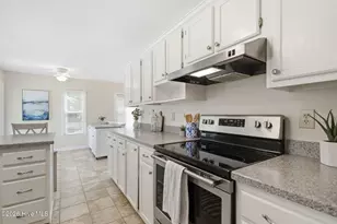 519 Green Meadows Dr N, Wilmington, NC 28405 - Photo 14