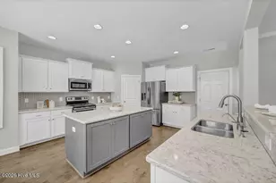 5023 Laurenbridge Ln, Wilmington, NC 28409 - Photo 10