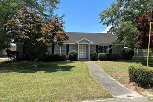900 Oriental Ave, Kinston, NC 28504 - Photo 2