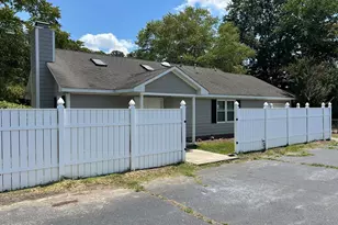 900 Oriental Ave, Kinston, NC 28504 - Photo 4