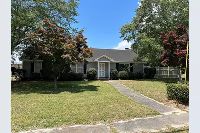 900 Oriental Avenue, Kinston, NC 28504 - Photo 1