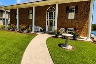 888 Sea Gate Dr, Newport, NC 28570 - Photo 1
