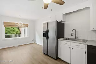 905 Robert E Lee Dr, Wilmington, NC 28412 - Photo 12