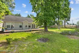 233 Derby Downs Dr, Sneads Ferry, NC 28460 - Photo 10