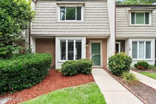 210 Cobblestone Dr, Wilmington, NC 28405 - Photo 2