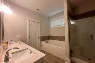 201 Thistleberry Dr, Aberdeen, NC 28315 - Photo 30