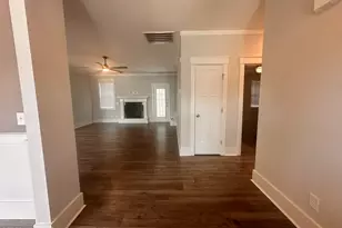 201 Thistleberry Dr, Aberdeen, NC 28315 - Photo 8