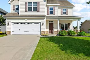 121 Long Pond Dr, Sneads Ferry, NC 28460 - Photo 2