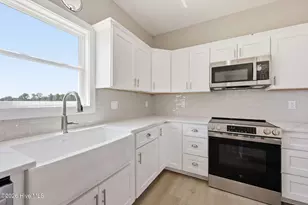 992 Whaley Rd, Kinston, NC 28501 - Photo 32