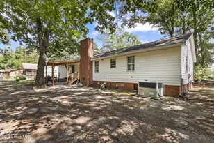 2444 Pine Knoll Dr, Kinston, NC 28504 - Photo 6