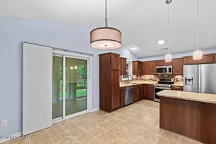 315 Sugarberry Ct, Jacksonville, NC 28540 - Photo 8