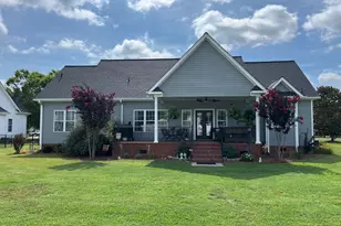 219 Maddux Dr, Pikeville, NC 27863 - Photo 8