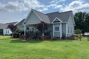 219 Maddux Dr, Pikeville, NC 27863 - Photo 10
