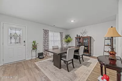 301 Ginger Drive, New Bern, NC 28560 - Photo 6
