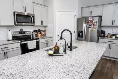 417 Ginger Drive, New Bern, NC 28560 - Photo 8
