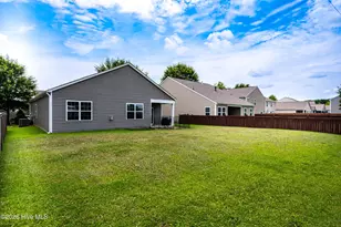 417 Ginger Dr, New Bern, NC 28560 - Photo 4