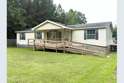 135 W Kerr Drive, Roanoke Rapids, NC 27870 - Photo 1