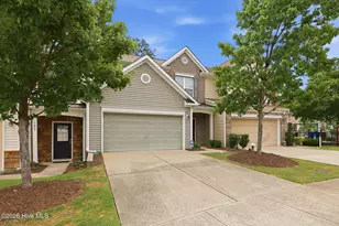104 Kathleen Ct, Morrisville, NC 27560 - Photo 2