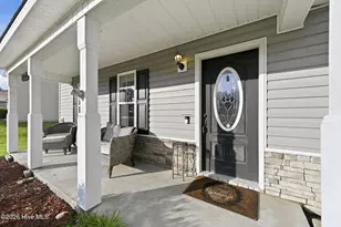 219 Jasmine Ln, Jacksonville, NC 28546 - Photo 2