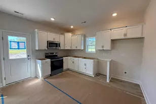 715 Homestead Acres Ln, Maysville, NC 28555 - Photo 6