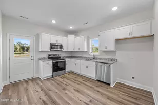 709 Homestead Acres Ln, Maysville, NC 28555 - Photo 12