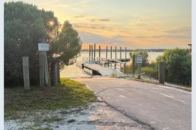 126 Channel Bend, Surf City, NC 28445 - Photo 8