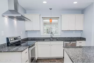 104 Dorchester Lane, New Bern, NC 28562 - Photo 8