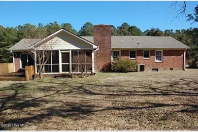 104 Dorchester Lane, New Bern, NC 28562 - Photo 2