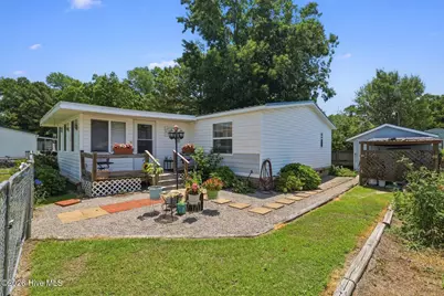 103 Pine Ridge Court, Hampstead, NC 28443 - Photo 2
