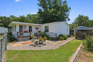 103 Pine Ridge Ct, Hampstead, NC 28443 - Photo 2