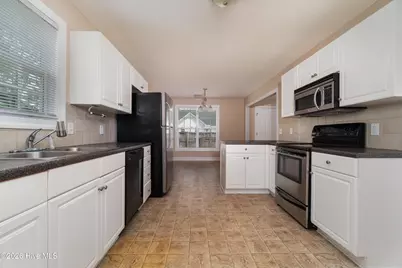 2705 Tonya Court, Winterville, NC 28590 - Photo 6
