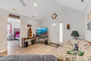 302 E Oak Island Dr, Oak Island, NC 28465 - Photo 10