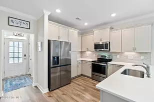 8816 Radcliff Dr NW, Calabash, NC 28467 - Photo 6
