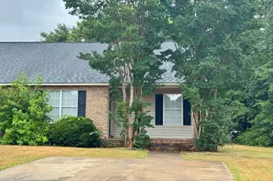 3324 Moseley Dr, Greenville, NC 27858 - Photo 1