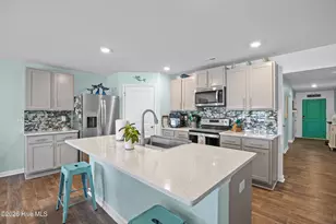 200 Sunshine Dr, Holly Ridge, NC 28445 - Photo 8