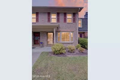 51 Barnes Street, Greenville, NC 27858 - Photo 2