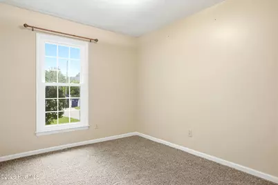 208 E Cameron Court, Jacksonville, NC 28546 - Photo 28