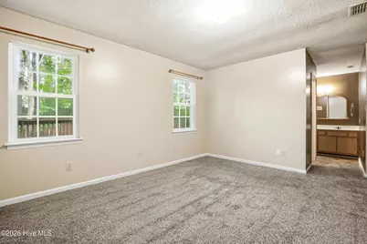 208 E Cameron Court, Jacksonville, NC 28546 - Photo 18