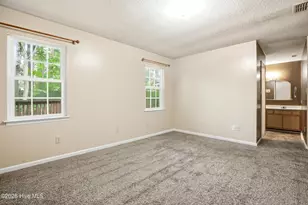 208 E Cameron Ct, Jacksonville, NC 28546 - Photo 18