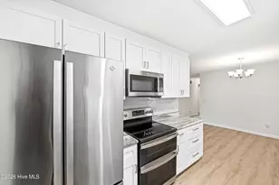 326 Shamrock Dr, Wilmington, NC 28409 - Photo 14