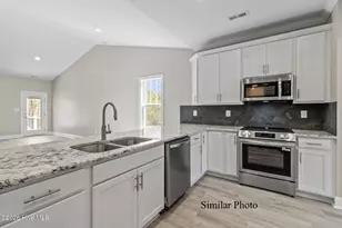 234 E Ivybridge Dr, Hubert, NC 28539 - Photo 6