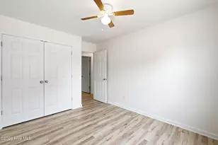 111 NE 20th St, Oak Island, NC 28465 - Photo 22